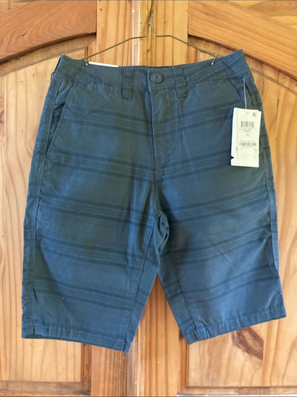 Boys Univibe gray striped long chino shorts size 10 - NWT